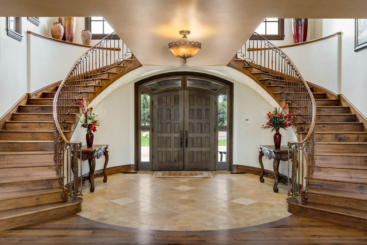 Record Selling Price Home-Entry